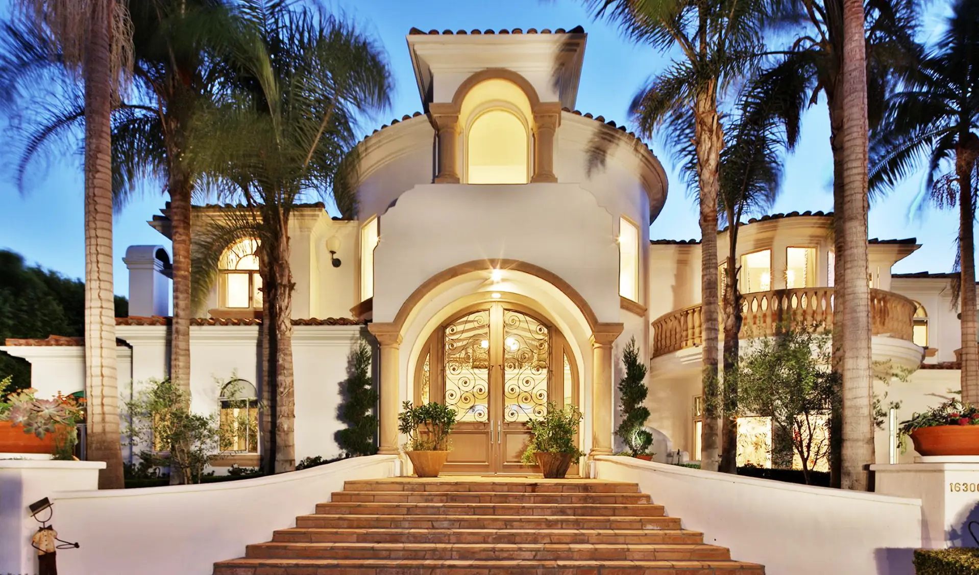 Amaze Builders villa model image